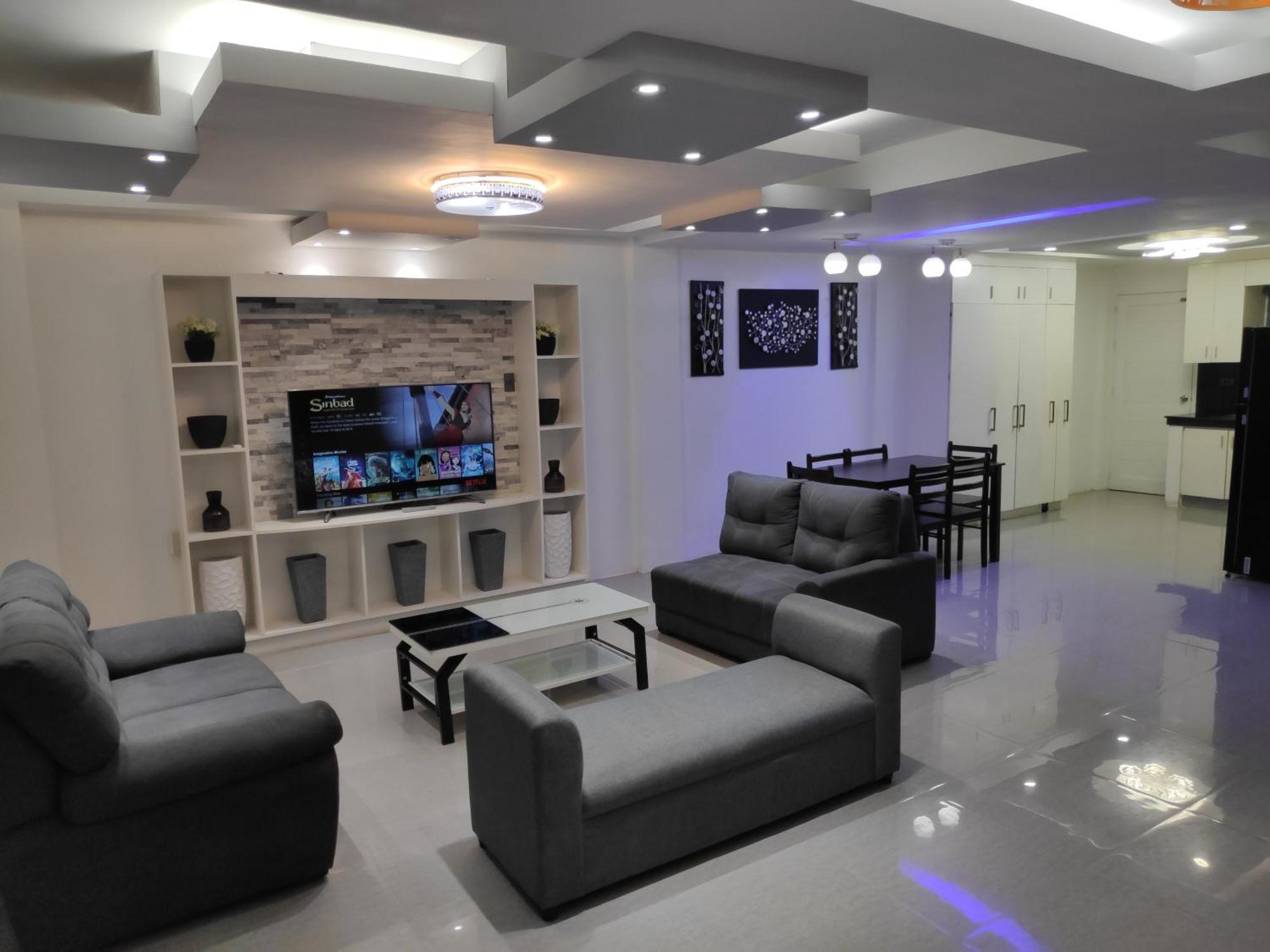 טגאיטאי Tagaytay Staycation By Naya And Darla W Free Swimming Pool, Wifi & Netflix מראה חיצוני תמונה