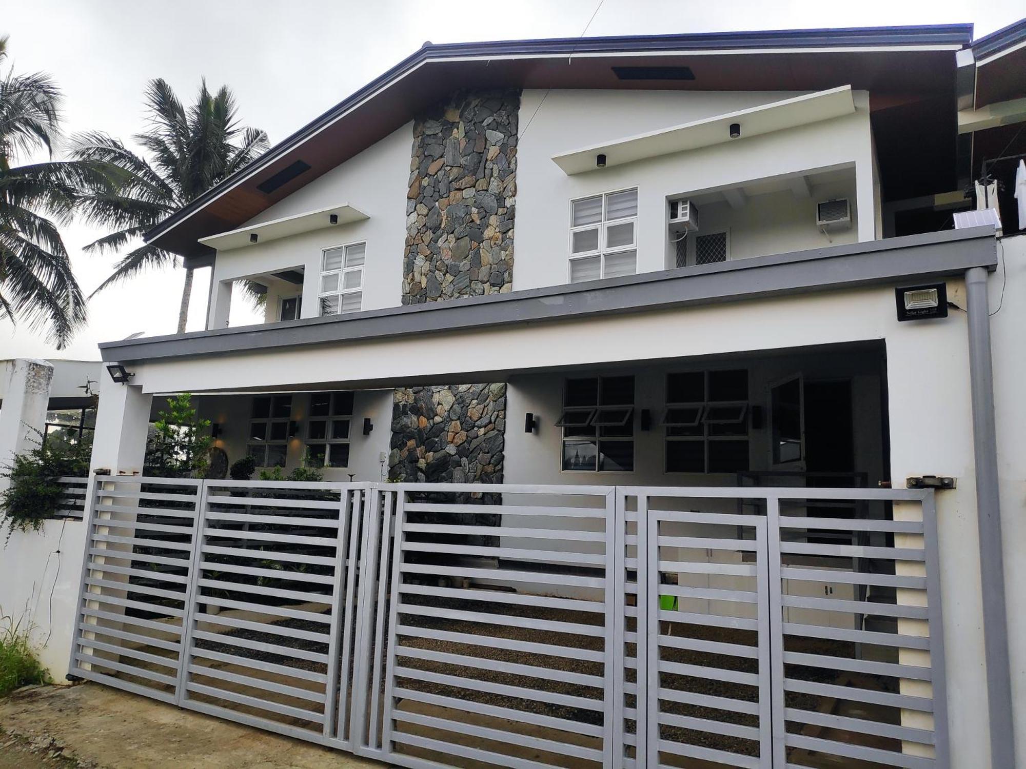 טגאיטאי Tagaytay Staycation By Naya And Darla W Free Swimming Pool, Wifi & Netflix מראה חיצוני תמונה